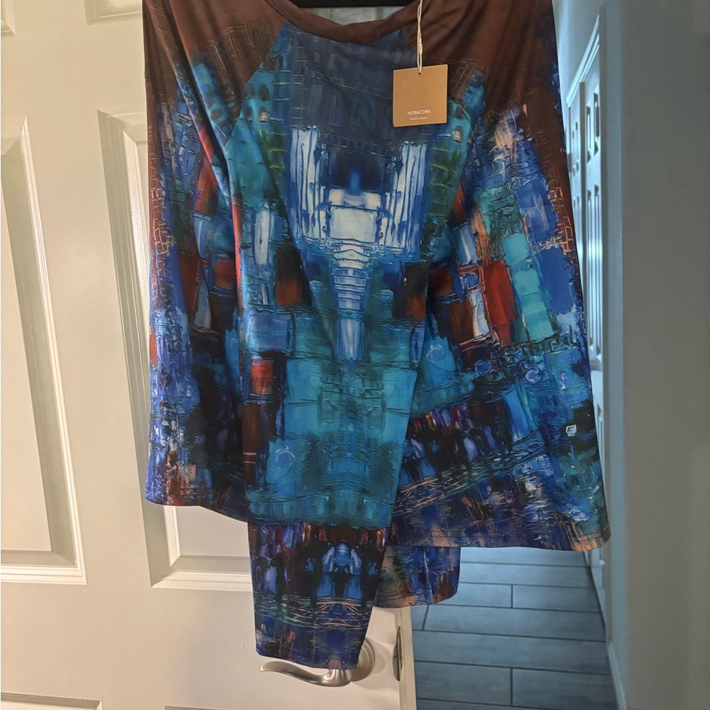 Vibrant Multicolor Top - Picture 2 of 9